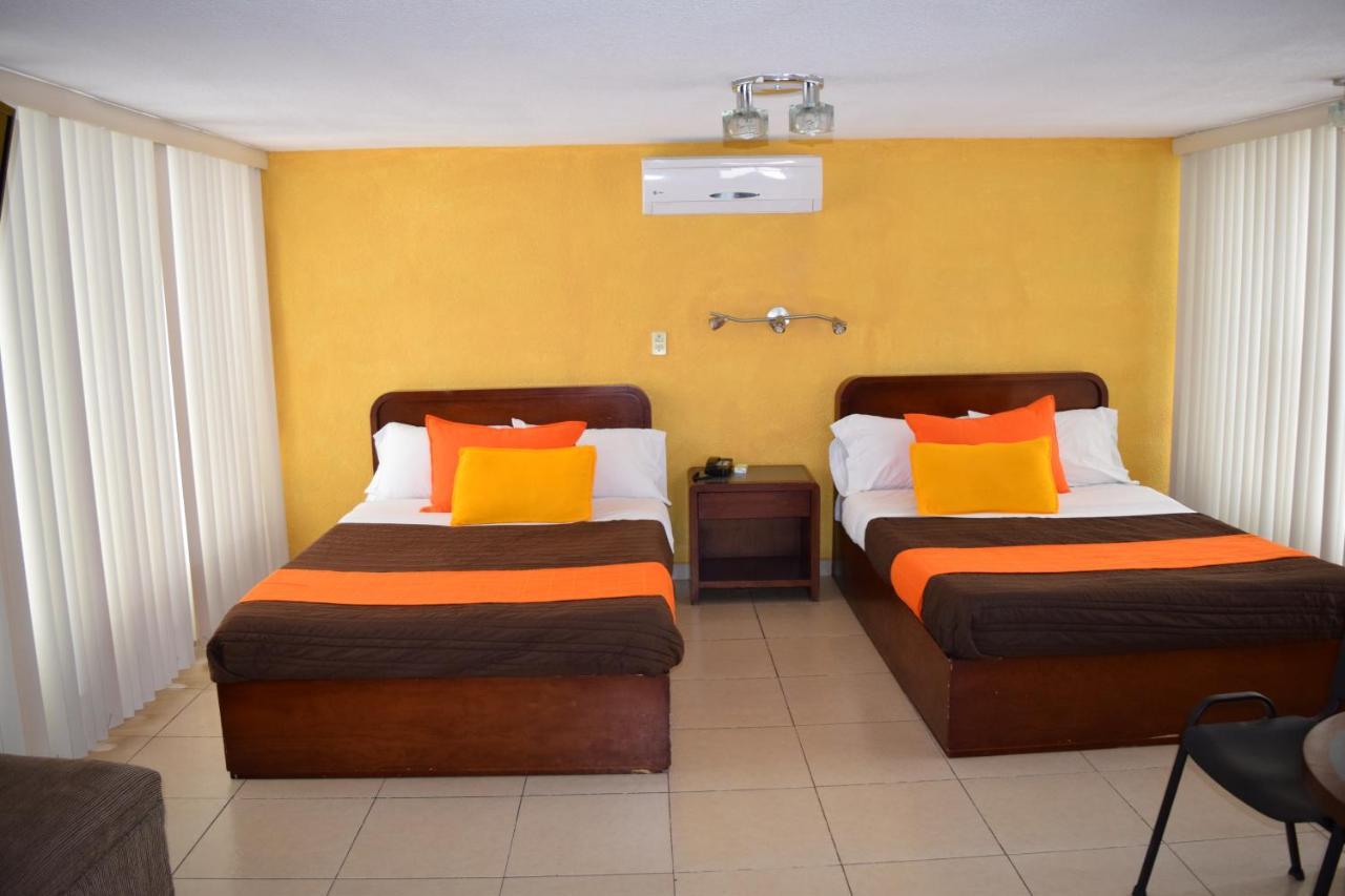 Hotel Santa Lucia Del Bosque San Luis Potosí Extérieur photo