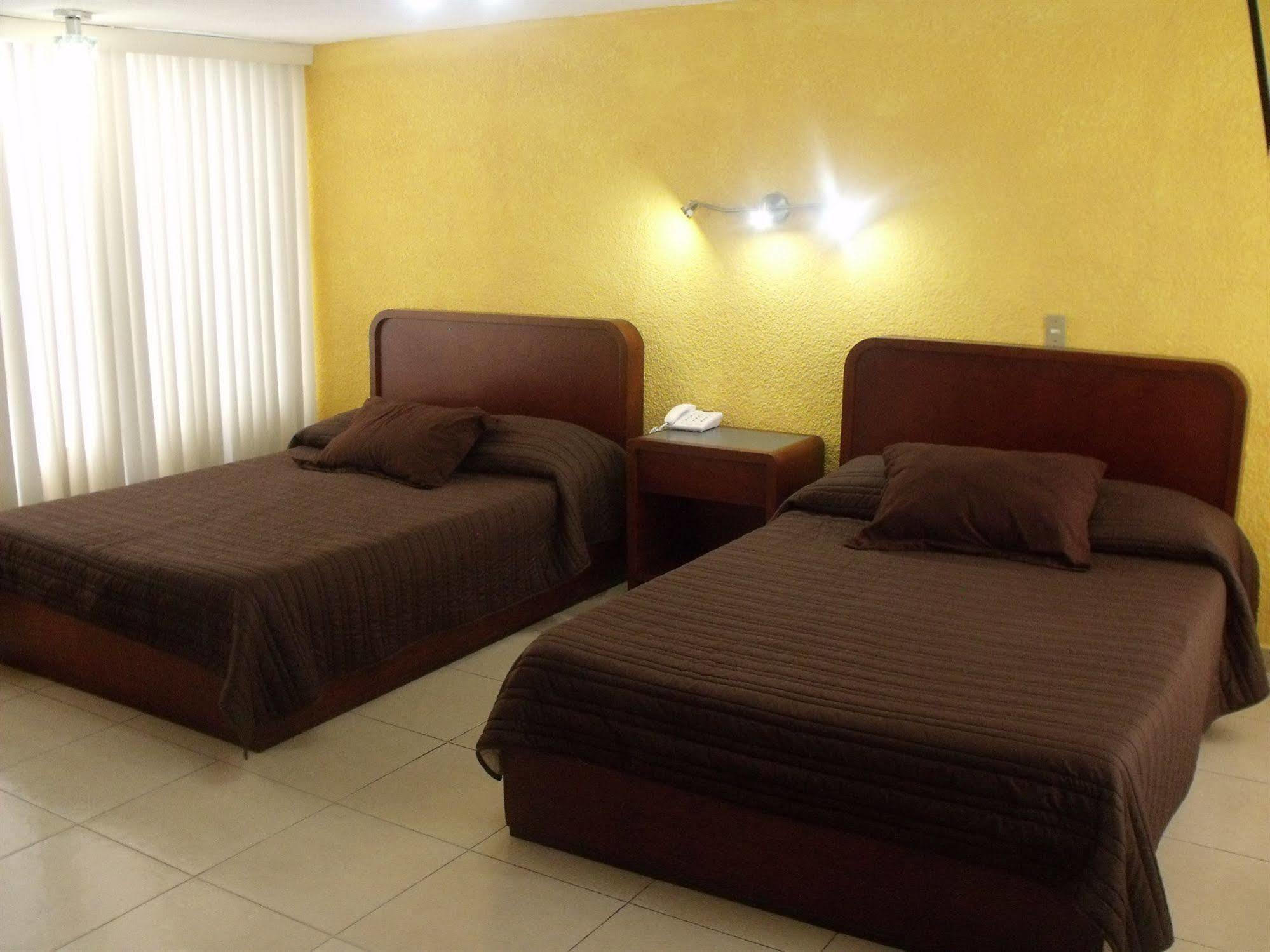 Hotel Santa Lucia Del Bosque San Luis Potosí Extérieur photo
