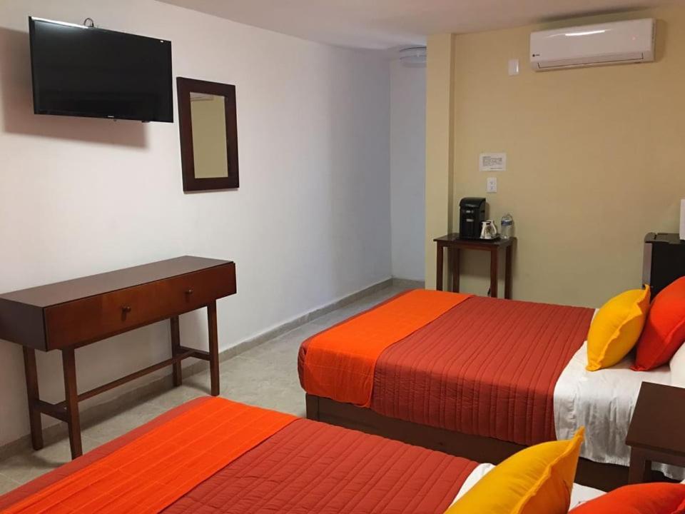 Hotel Santa Lucia Del Bosque San Luis Potosí Extérieur photo